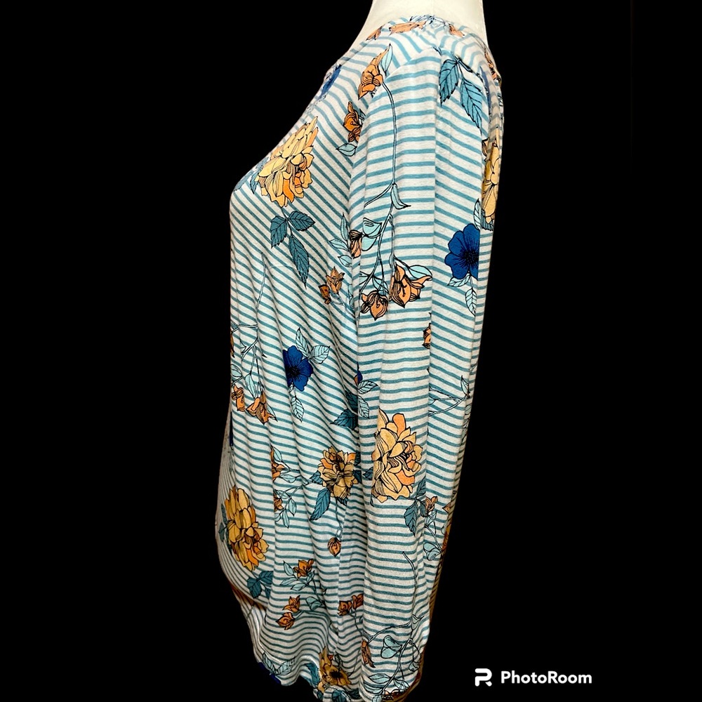 Jones New York Blouse - Picture 2 of 6